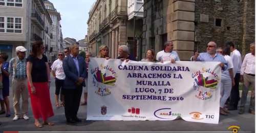 Abrazo solidario a la Muralla